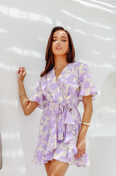 FLUTTER DRESS - LILAC