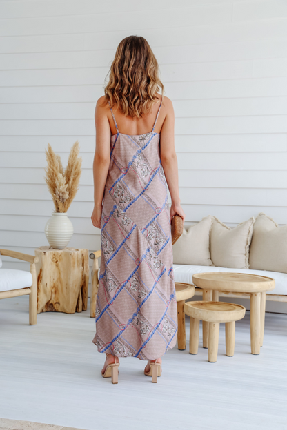 SASHA DRESS - MOCHA